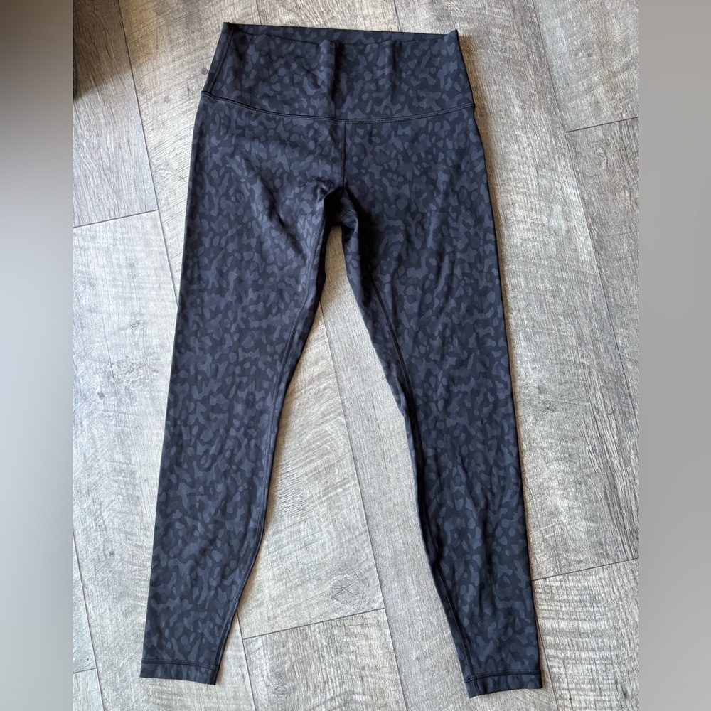 Lululemon Athletica Gray Patterned Leggings
